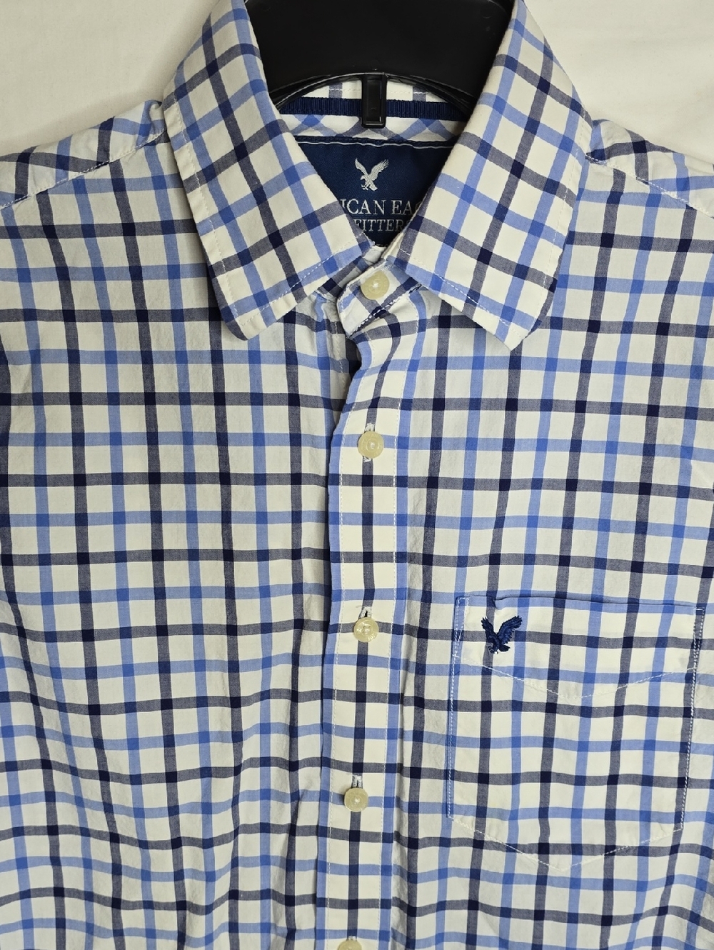 American Eagle Outfittets Vintage Fit White With Blue Checkered Button Down
